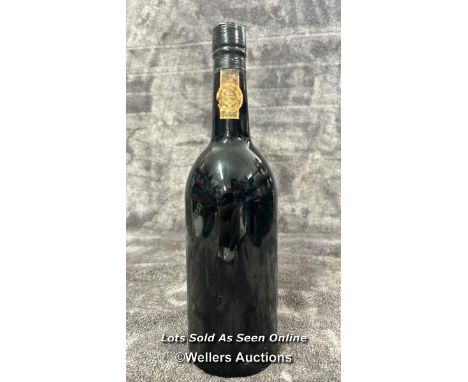 Offley Boa Vista vintage 1977? Port, 75cl (LOT SUBJECT TO VAT)  / AN42 