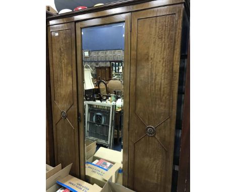 MODERN EDWARDIAN STYLE SINGLE DOOR WARDROBE