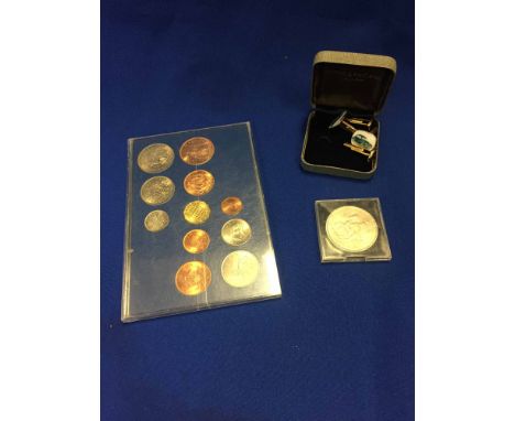 LOT OF VARIOUS COINSalong with cufflinks, etc 