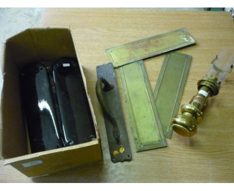 Copper reproduction GWR carriage lamp, various door plates, handles etc including brass and ceramic 