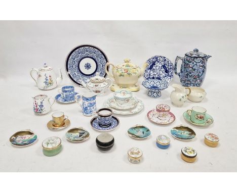 Assorted chinawares&nbsp;to include coffee cans and saucers, Belleek jug and bowl, Royal Doulton teapot on stand, Coalport ca