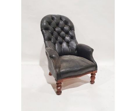 Low leather armchair with button-back on turned front legs&nbsp;Condition ReportH. 96cm x W. 68cm x D. 75cm