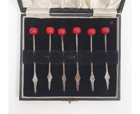 Set of six Edward VIII bean-topped cocktail sticks, Sheffield 1936, maker Viners, in case&nbsp;Condition ReportLight surface 