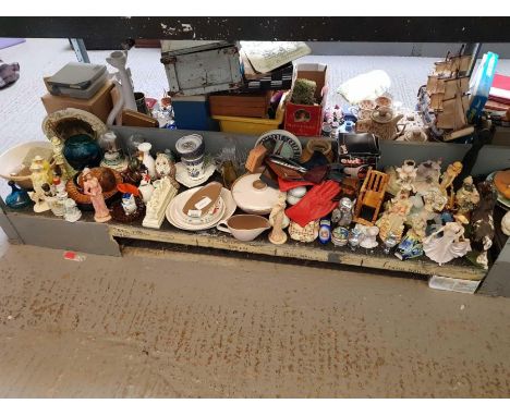 Collectables to include ceramic figures of ladies, Poole Pottery plates, earthenware jar &amp; other items