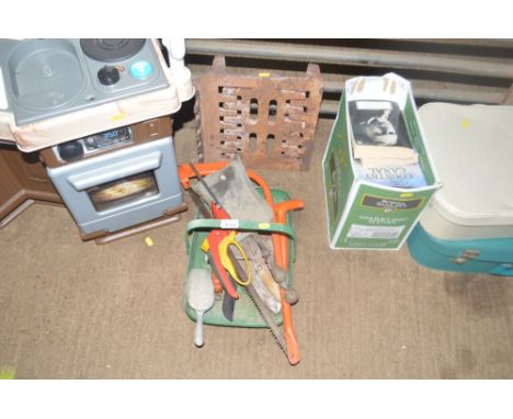 A plastic trug; and contents of various hand tools etc