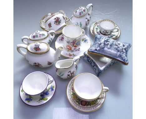 Miniature cabinet cups and saucers, including Coalport, Hammersley and Spode, and 2 miniature teapots etc 