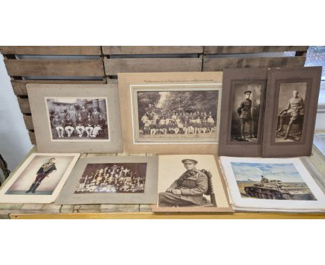A Collection of unframed military photos and prints; Thirteen loose unmounted German WW2 Colour prints from a series "Das Hee