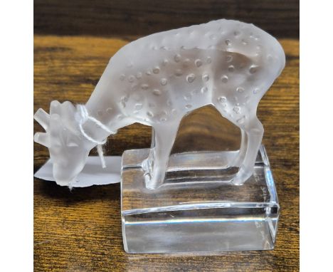 Lalique Crystal deer sculpture with original box. [8cm high] 