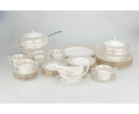 43 Piece Wedgewood Gold Florentine Service for 843 Piece Wedgewood Gold Florentine Service for 8 Including: 8 Dinnerplates 8 