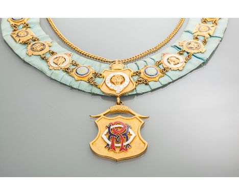 MASONIC ROYAL ANTEDILUVIAN ORDER OF BUFFALOES ROLL OF HONOUR CHAIN
made by L. Simpson Ltd., Masonic Jewellers, 56 York Way, K