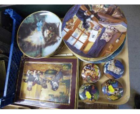 A tray of Ardleigh and Elliot musical trinket boxes, Bradex plates, plaques depicting cats etc