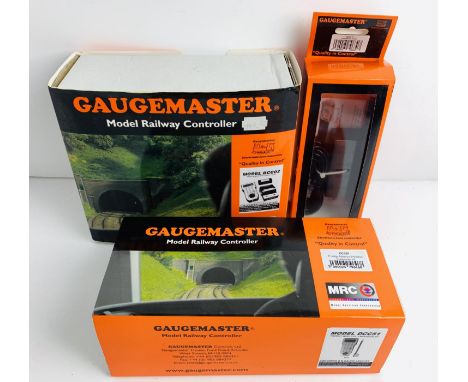 Gaugemaster DCC02 'Prodigy Advance 2' Controller, DCC 11 'Extension Plate', DCC 51 'Prodigy Advance Wireless Conversion Kit' 