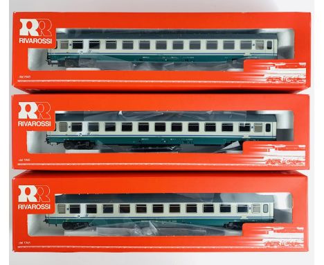 3x Rivarossi HO Scale Trenitalia Passenger Coaches - All Boxed. P&amp;P Group 3 (£25+VAT for the first lot and £5+VAT for sub