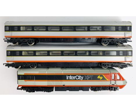 Hornby OO Gauge 'Intercity XPT' 3x Car - 1x Power Car, 2x Coaches - All Unboxed. P&amp;P Group 2 (£18+VAT for the first lot a