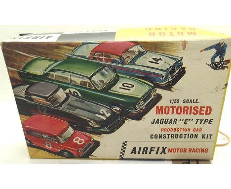 Vintage slot car Airfix E Type Jaguar, kit built with original box. P&amp;P Group 1 (£14+VAT for the first lot and £1+VAT for