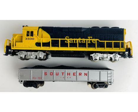 Bachmann N Gauge 'Santa Fe' Diesel Loco &amp; 1x Southern Coal Wagon - Both Unboxed. P&amp;P Group 1 (£14+VAT for the first l