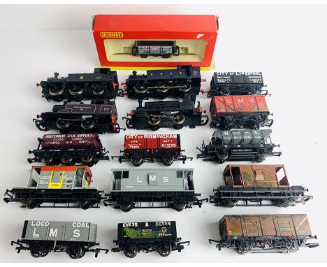 4x Hornby OO Gauge Steam Tank Locos &amp; 12x Assorted Freight Wagons - 11x Unboxed, 1x Boxed - See Picture. P&amp;P Group 2 