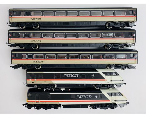 Hornby OO Gauge 5x Car Intercity 225 - 1x Power Loco, 1x Dummy Loco, 3x Coaches - All Unboxed. P&amp;P Group 2 (£18+VAT for t