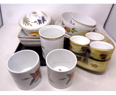 A tray of a collection of Royal Worcester Evesham oven dishes, tureens, pots and ramekins 