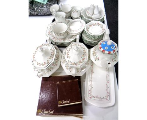 A Johnson Brothers Eternal Beau china tea and dinner service with place mats 
