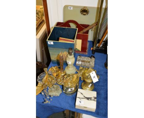 A quantity of assorted collectables, 19th and 20th century, including a brass weight, a brass oval jar, a handbell and other 