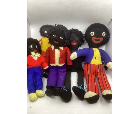 Vintage rag dolls including Robertson Jam styled characters in a good vintage group and sizes and some hand made . (Group) No