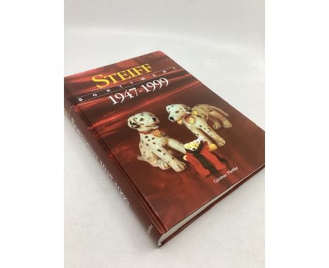 Gunther Pfeiffer ; Steiff sortiment &nbsp;1947-0199 English.german issued 590 page hard backed reference books for Vintage St