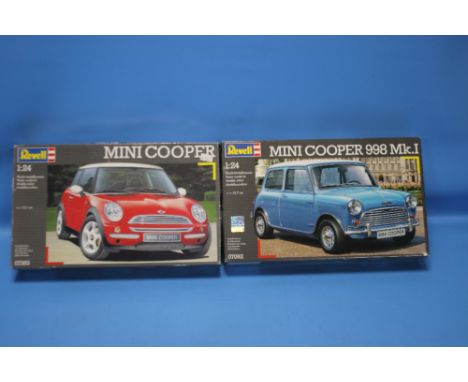REVELL MODEL CAR KITS 1:24, skill level 3 to include Mini Cooper 998Mk.1 together with Mini Cooper (2)
