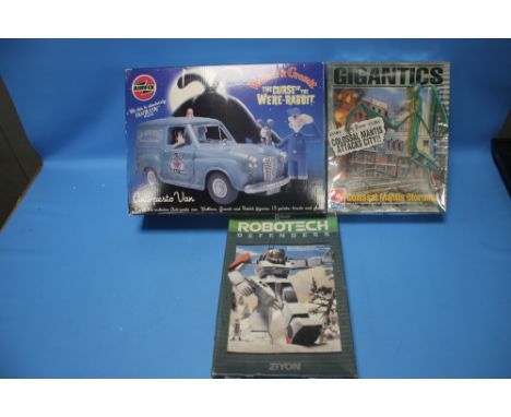 FILM RELATED MODEL KITS to include AMT Excel Gigantics Colossal Mantis Diorama, Wallace &amp; Gromit The Curse of The Were-Ra