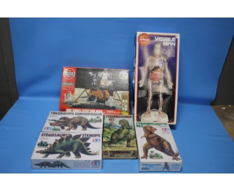 TAMIYA DINOSAUR MODEL KITS 1/35 to include Tyrannosurus Rex, Triceratops Eurycephalus, Stegosaurus Stenops together with an A