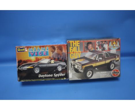 AIRFIX MODEL KIT 1:25 THE FALL GUY together with Revell Miami Vice Daytona Spyder  (2)