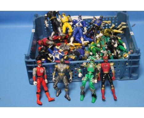 A SMALL TRAY OF VINTAGE POWER RANGERS FIGURES