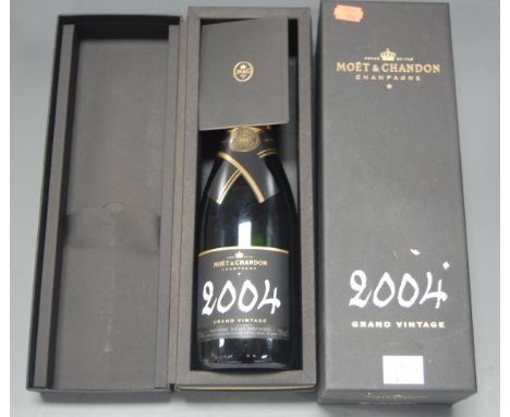Moët &amp; Chandon 2004 Grand Vintage Champagne, two bottles in presentation box