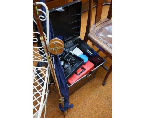 Berrie Richards carp rod, vintage reel, seat box & contents 