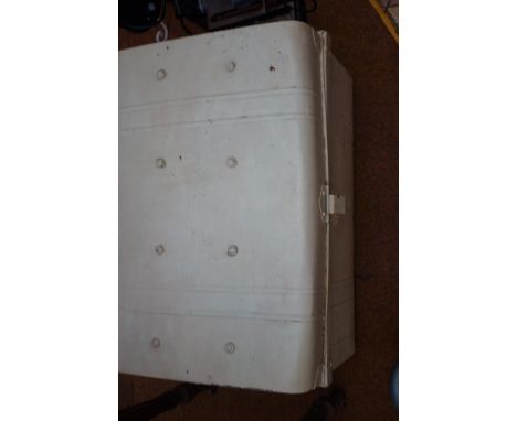 Metal steamer trunk 