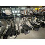 *NO RESERVE* True Fitness Cross Trainer 900