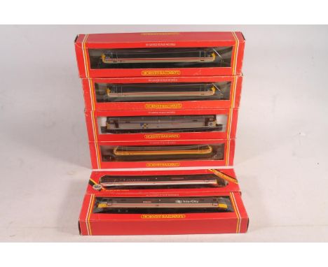 Hornby (Hornby Hobbies Ltd and Rovex) OO gauge model railways locomotives to include R593A BR Bo-Bo electric class 90 pantogr