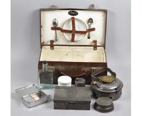 A Vintage Cased Picnic Set by A D Z 