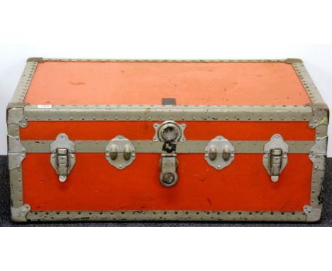A vintage cabin trunk 'The Victor', 91cm x 53cm x 36cm.