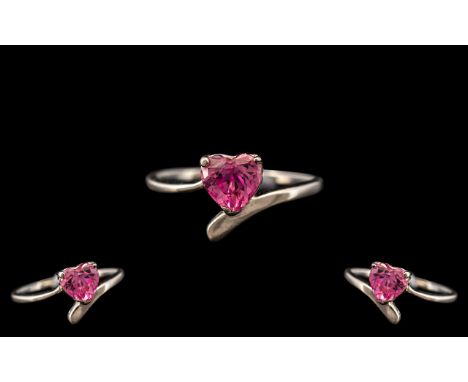 Ladies Silver &amp; CZ Diamond Ring. 1ct CZ In a Heart Shaped Pink Colour, Nice Fashion Ring. Hallmarked for Silver &amp; CZ.