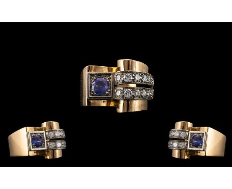 Art Deco - Designed Superb 18ct Gold Sapphire and Diamond Set Cocktail Ring - From the 1930's. The Round Brilliant Cut Diamon