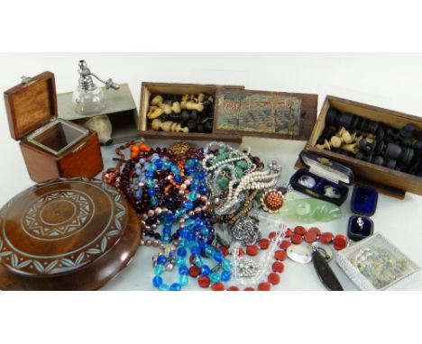 ASSORTED JEWELLERY &amp; COLLECTABLES comprising costume and dress jewellery including beads, brooches, necklaces etc., 2 x b