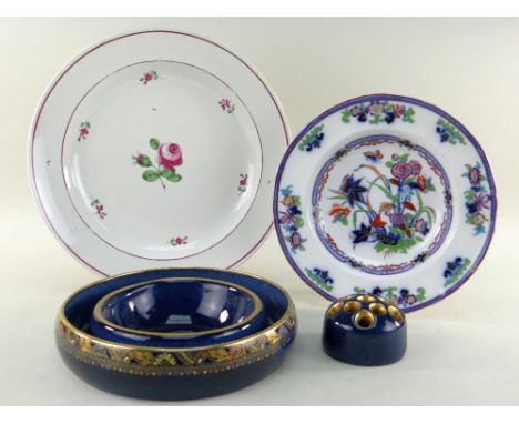 EARLY 19TH CENTURY ROYAL VIENNA PORCELAIN DISH, painted with rose to the centre within six sprigs of wildflowers at the cavet