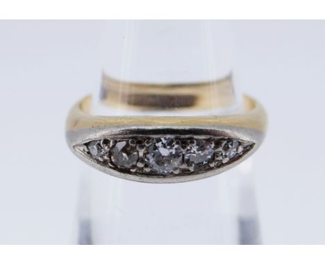 18CT GOLD FIVE STONE DIAMOND RING, the graduating diamonds totalling 0.3cts approx., ring size K, 5.6gms, in black square rin