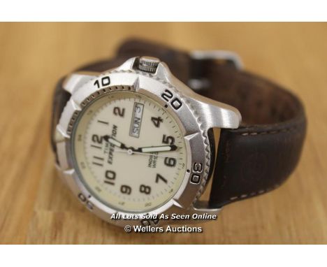 *TIMEX EXPEDITION WR100M GENTS WATCH IN WORKING ORDER 