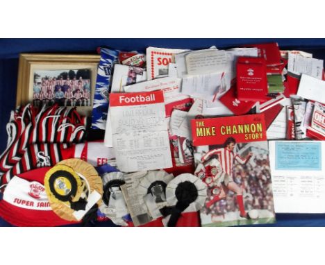 Football, Southampton FC, a comprehensive collection of memorabilia, mostly 1970's onwards including home &amp; away programm