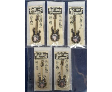 Music memorabilia, The Rolling Stones, set of 5 plastic Rolling Stones Guitar Brooches, all on cards of issue, made by Invict