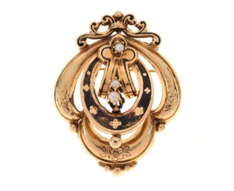 19th Century Continental brooch pendant having enamel decoration and set three seed pearls (untested and unwarranted), 3.2cm 