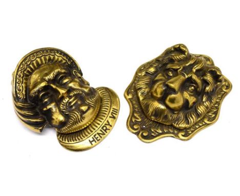Henry VIII door knocker, 18cm long, together with a lion door knocker, 17cm long 