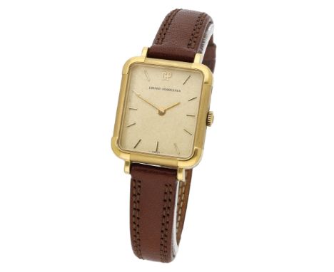 Girard-Perregaux. A gold plated rectangular wristwatch, Ref. 4500, circa 1980. Movement: cal. 741-239, manual winding, 17 jew